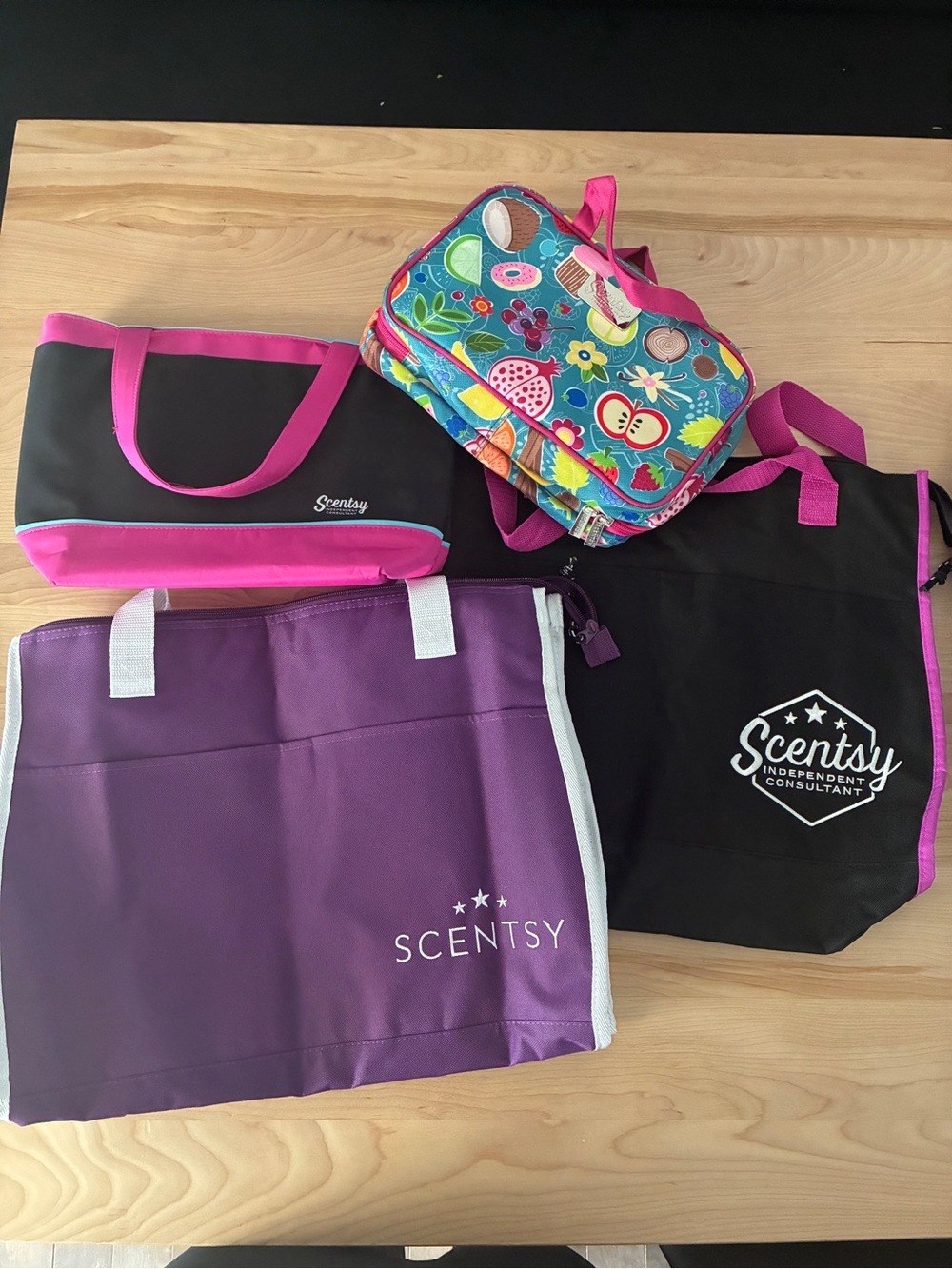 Scentsy Purple, Black & Pink Tote Bag Set of 4. - Scentsy Consultant
